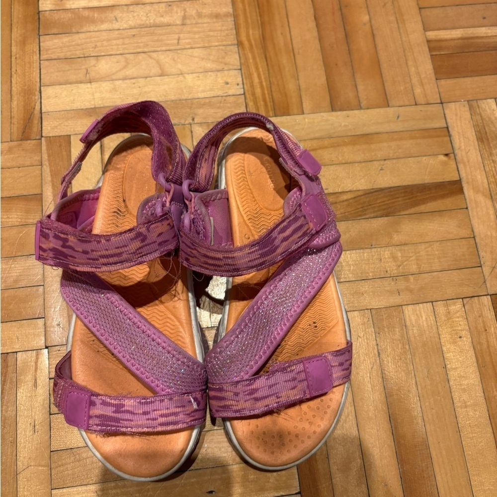 3/15$ George Kids Purple Sandals